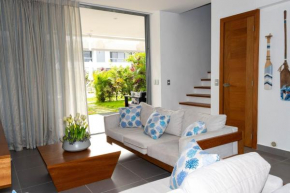 TRN Amazing villa with jacuzzi step from the Ocean